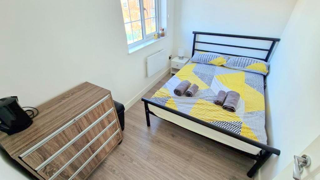 Lilleshall Rooms Mitcham Esterno foto